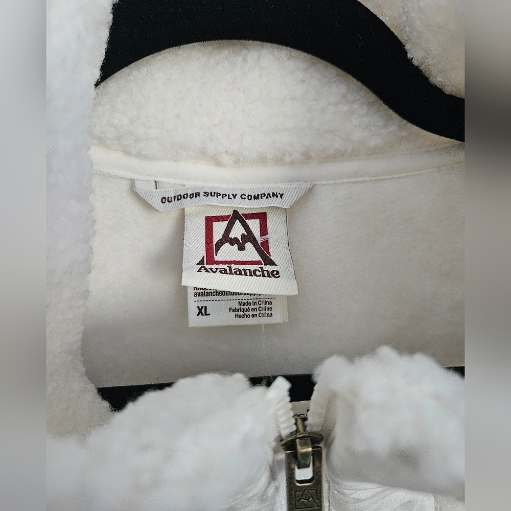 White Sherpa Fleece Jacket - Picture 2 of 5